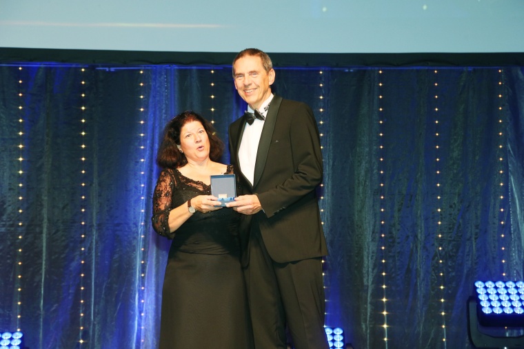 Christine und Michael Koch bei der Verleihung der Premier-Ehrenplakette. Foto:...