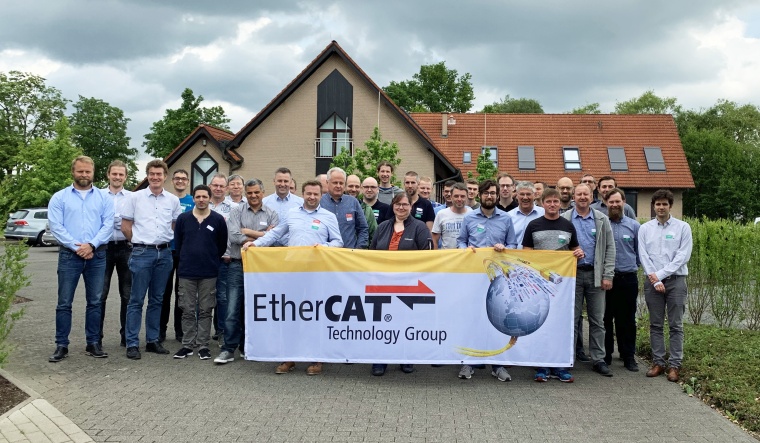 Das erste Safety-over-Ethercat Plug Fest fand in Verl statt.