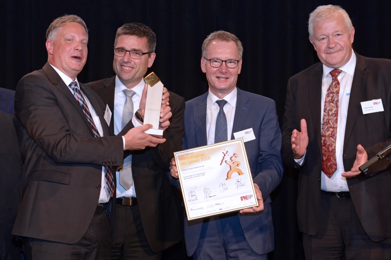 Bei der Preisverleihung zum Werkzeugbau des Jahres 2018 (v.l.n.r.): Dr. Sven...