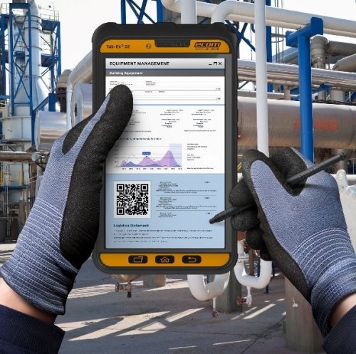 Hannover Messe: Industrie-Tablet Tab-Ex 02 in Anwendung