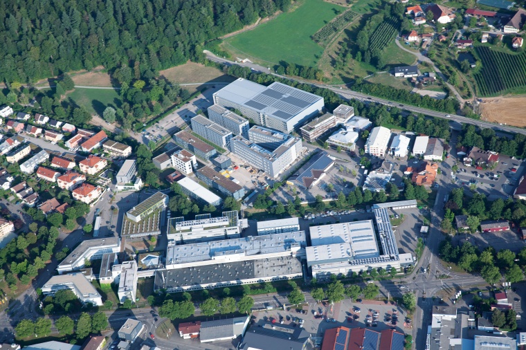 Der Hauptsitz von Sick in Waldkirch aus der Vogelperspektive (Bild: Sick)