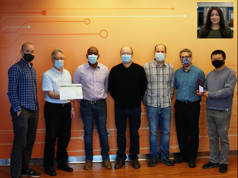 Die Jury gratuliert dem Entwicklerteam aus den USA: Dr. Radislav A....