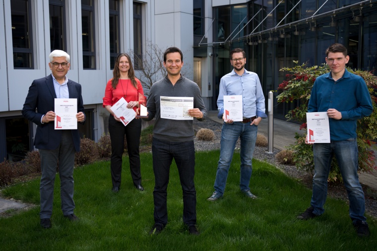 Die Jury gratuliert dem Entwicklerteam: Dr. Tobias Brengartner, Jan...