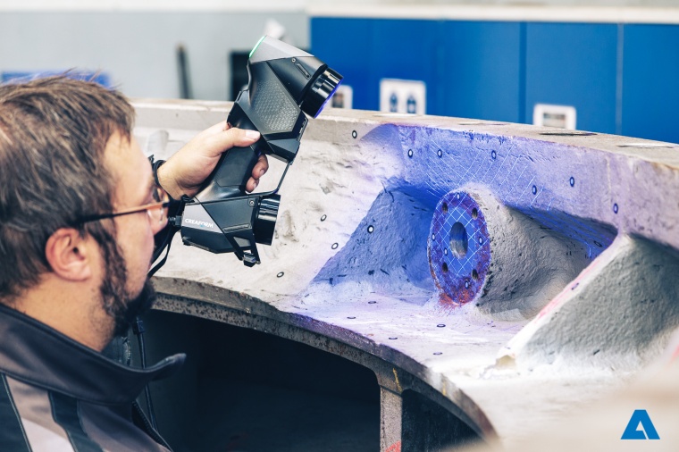 3D-Scan eines Turbinenlaufteils mit dem HandyScan 3D (© Fotos: Uwe Glumm,...