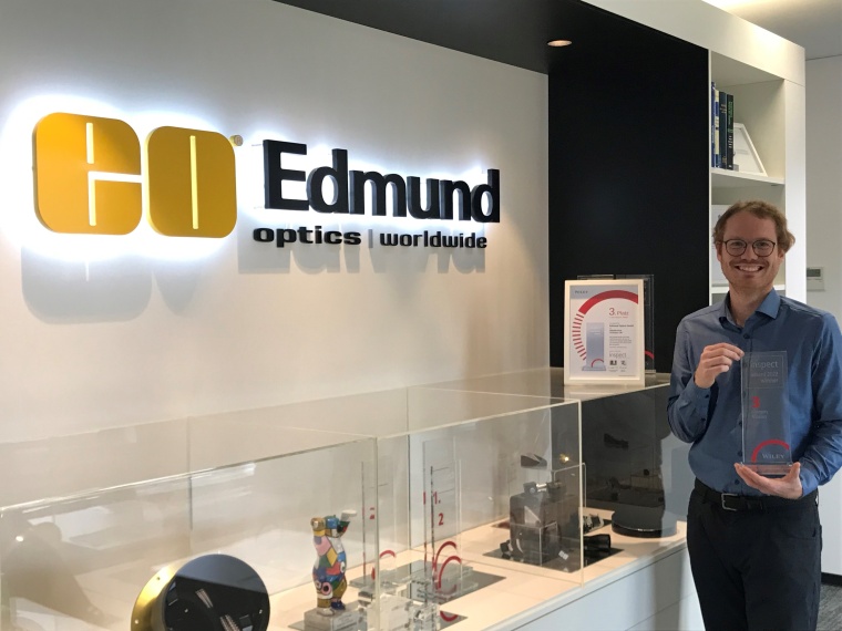 Dr. Boris Lange, ­Imaging Manager ­Europe bei Edmund Optics, freut sich über...