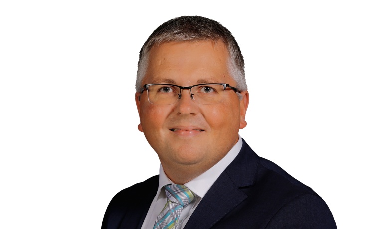 Arno Martin Fast, B. Eng. in der BU Automation Systems, Phoenix Contact...