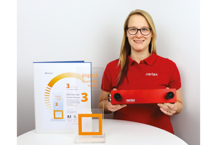 Denise Müller, Sales- und Marketingmanagerin bei Nerian Vision, mit der...