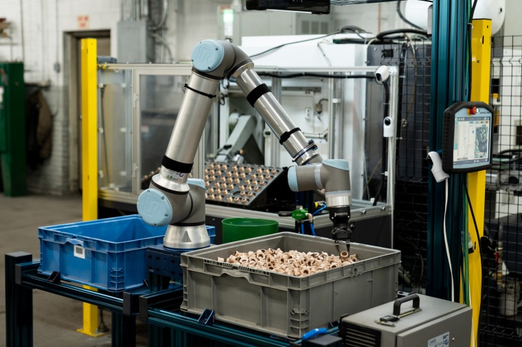 Ein Cobot im Einsatz. Bild: Universal Robots