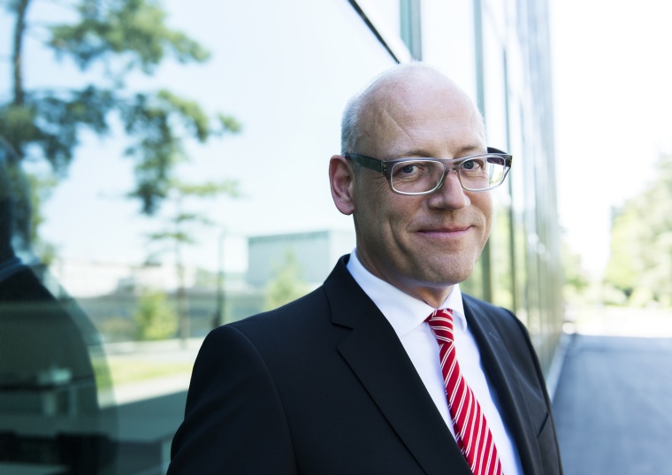 Prof. Dr. Oliver Bendel lehrt und forscht seit 2009 an der Fachhochschule...