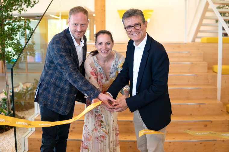 Markus Kniesel (links) und Isabel Grieshaber, Geschäftsleitung bei Vega...