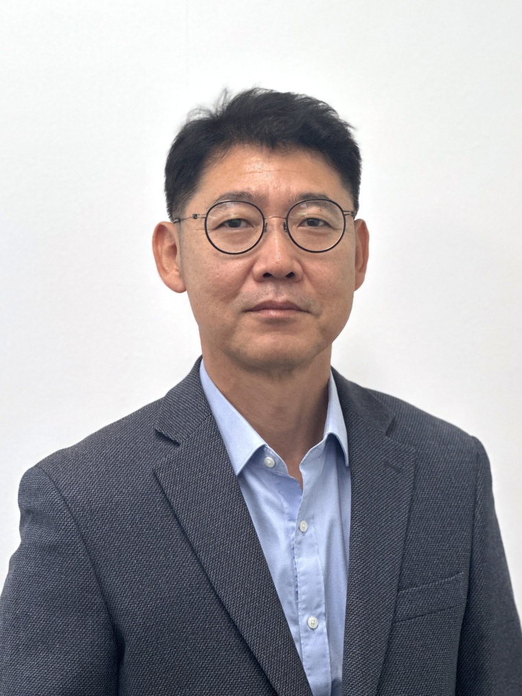 Jaeho Choi ist seit Oktober 2023 neuer Geschäftsführer bei Instrument Systems...