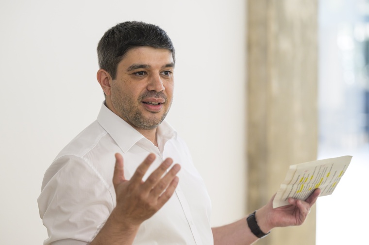 Salah Benamira, Senior Vice President Global Research von Physik Instrumente,...