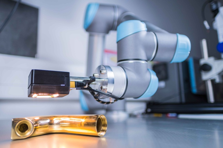Fraunhofer IPM is developing an autonomous inline inspection system with...