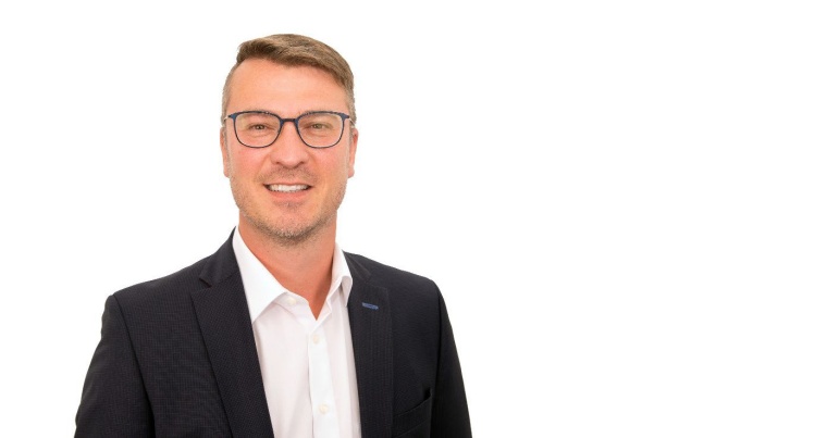 Martin Hruška is sales manager for cable measurement technology at IIM....