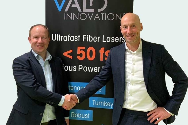 Dr Håkan Karlsson, head of Hübner Photonics (right), and Dr Oliver Prochnow,...