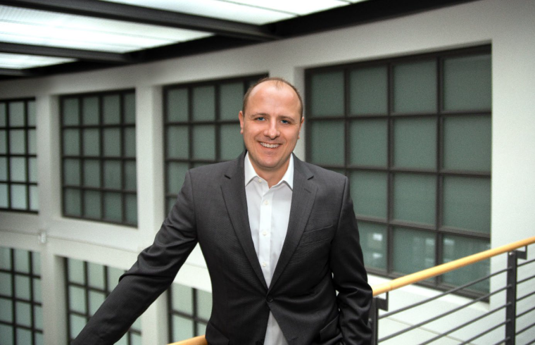 Daniel Döring, sales manager at IIM, responsible for cable measurement...
