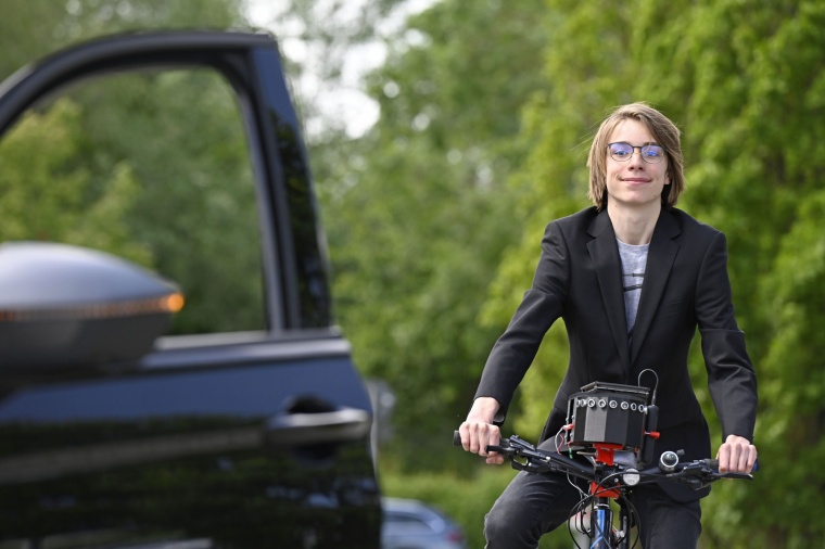 Vincent Nack (15) from Bavaria was the national winner in the field of working...