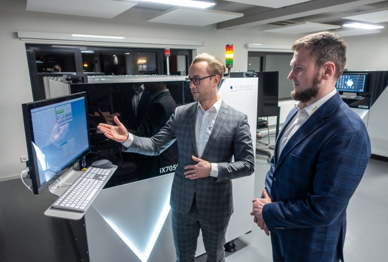 Viscom has found a new sales partner for Poland in PB Technik. Pictured:...