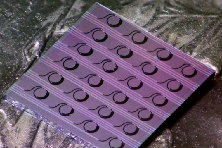 The team manufactured photonic integrated circuits based on silicon nitride and...