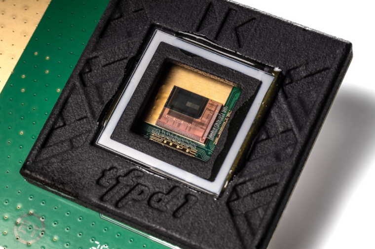 A pinned photodiode structure integrated in short-wave-infrared imaging...