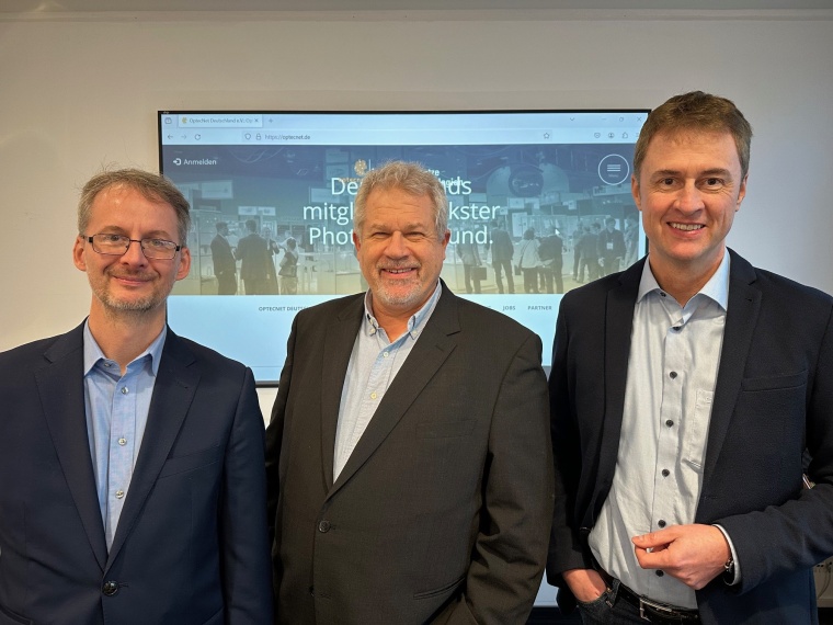 (l–r) Dr Adrian Mahlkow, Dr Horst Sickinger, Dr Andreas Ehrhardt (Source:...