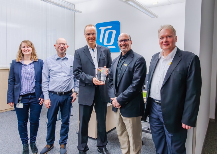 left to right: Stefanie Kölbl (Head of TQ-Embedded), Konrad Zöpf (Deputy...
