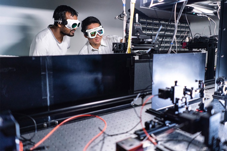 International students in the new internship laboratory of the Quantum Science...