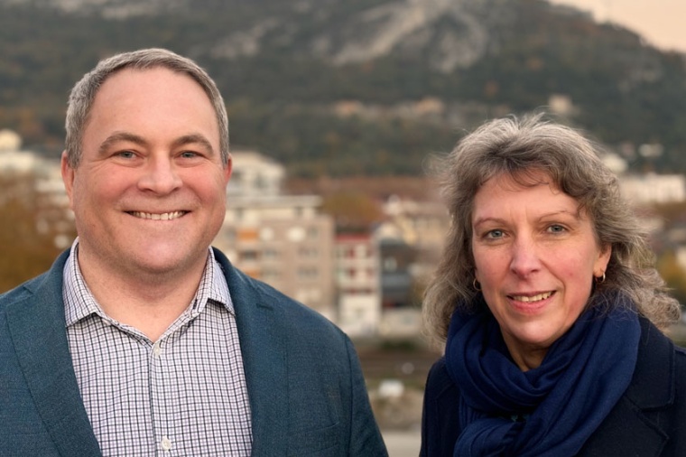 Sylvie Menezo (r), Matt Crowley (Bild/Source: Scintil Photonics)