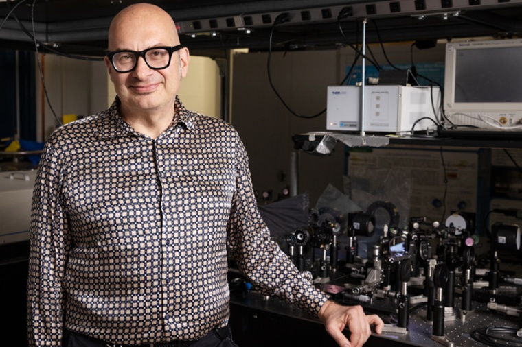 Roberto Morandotti (INRS) opens in collaboration with teams from Germany,...